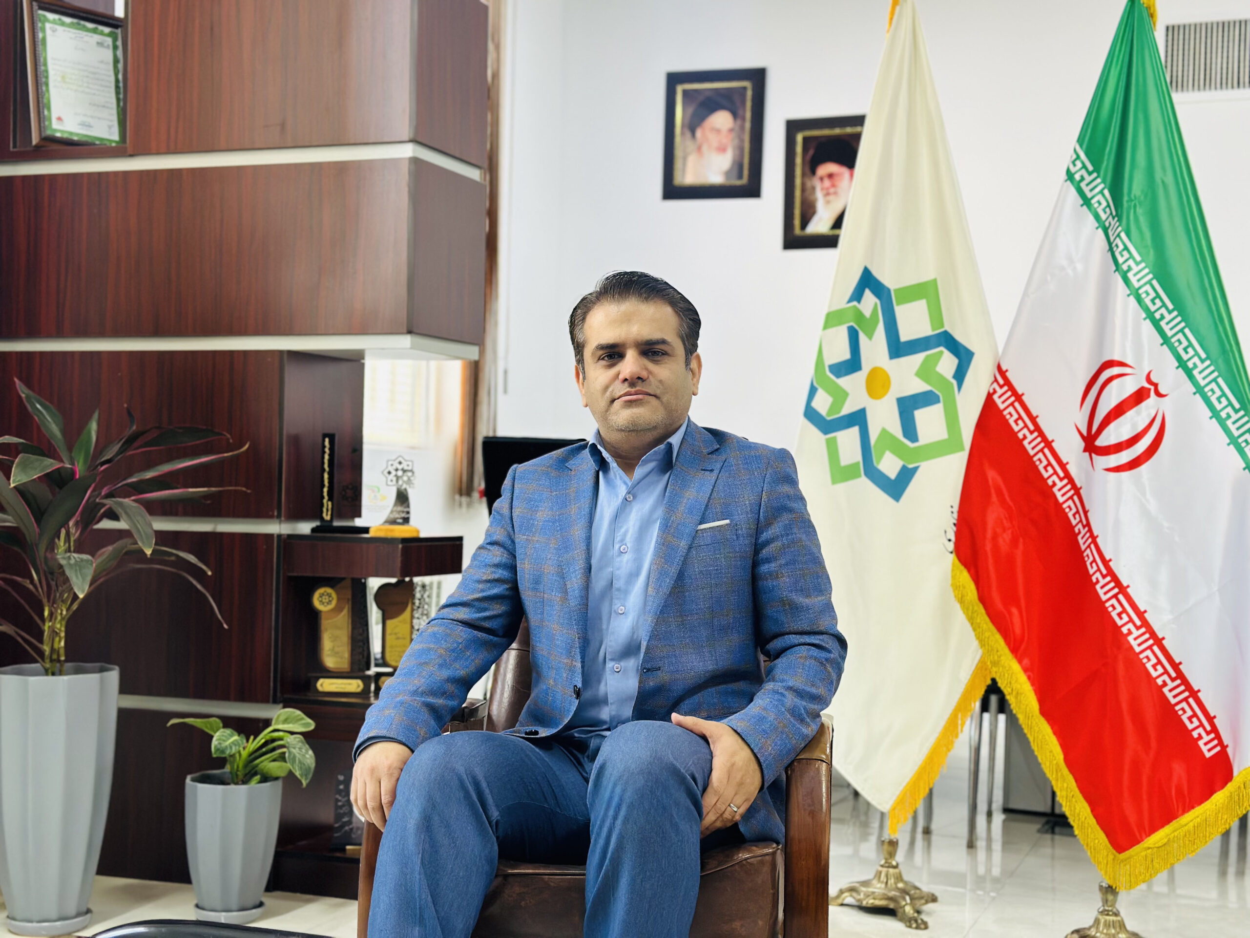 دکتر محمد اکبریان